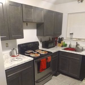 Meet your Posher, Dion